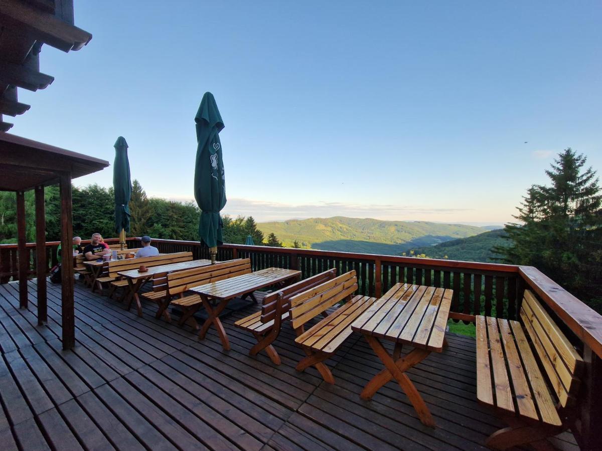 Wellness Hotel Chata Jana Lopeník Exteriör bild