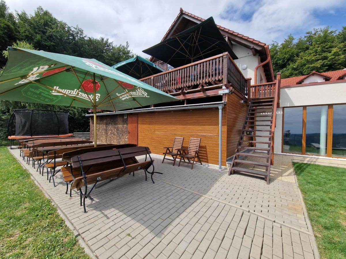 Wellness Hotel Chata Jana Lopeník Exteriör bild